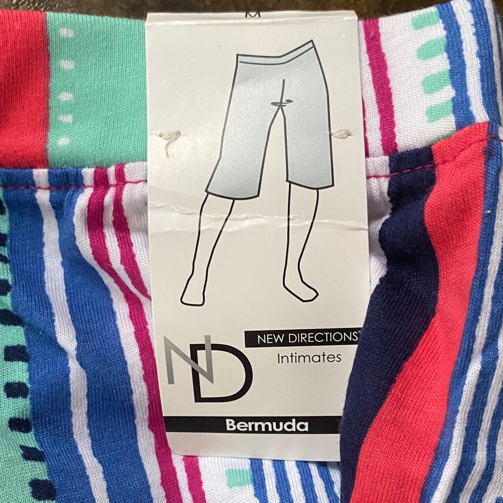 New Directions Multicolor Intimates - Picture 3 of 3